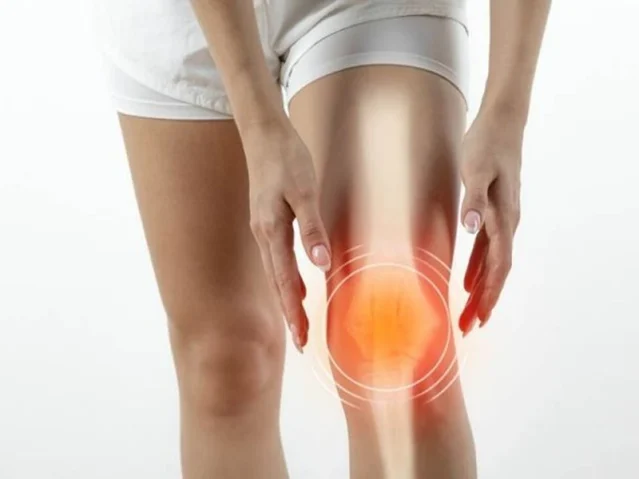 ورم پا بعد از تعویض مفصل زانو